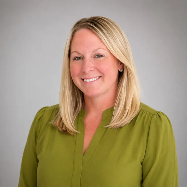 Lisa Amara, Agent / Realtor
